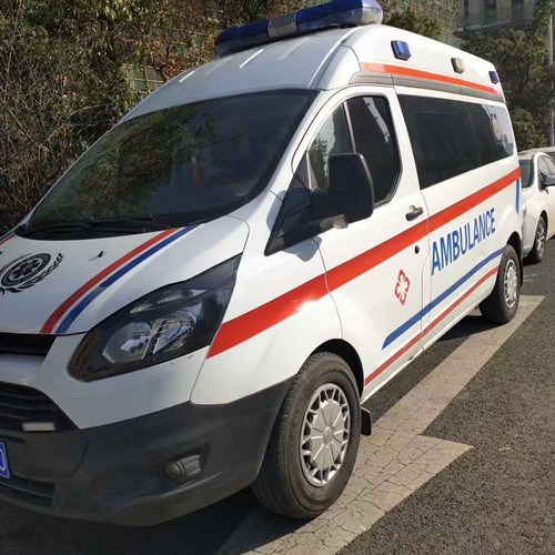 成华品质救护车出租,为您的健康出行负责